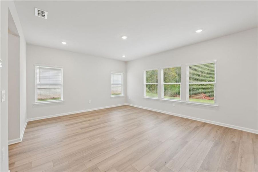 Spacious, unfurnished interior of a new home in Preserve at Mountain Creek, Pendergrass (Image 35). Spacious, unfurnished interior of a new home in Preserve at Mountain Creek, Pendergrass (Image 35).