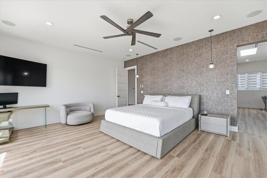 Furnished interior view inside a new home in , Merritt Island (Image 30).