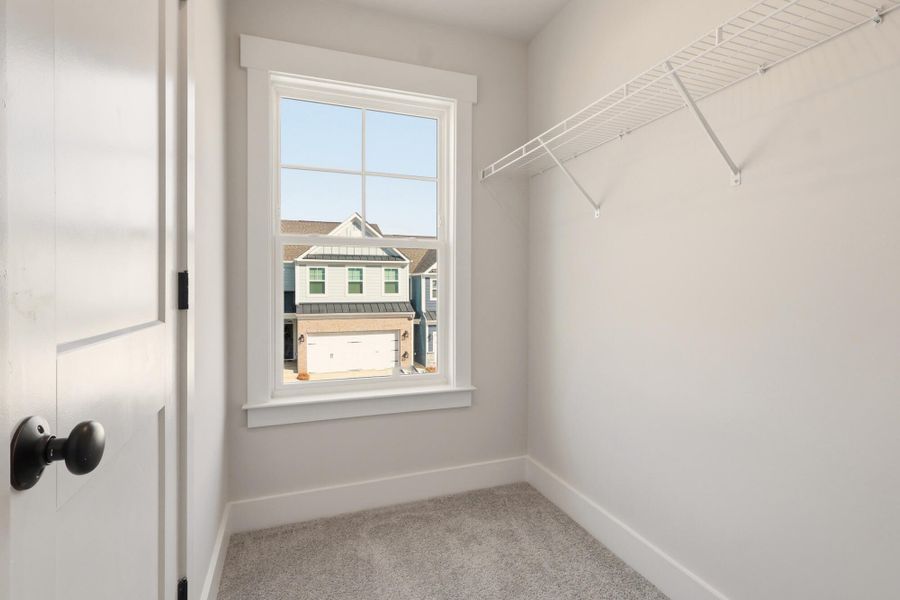 Spacious, unfurnished interior of a new home in Harbor Crossing, Greensboro (Image 33).