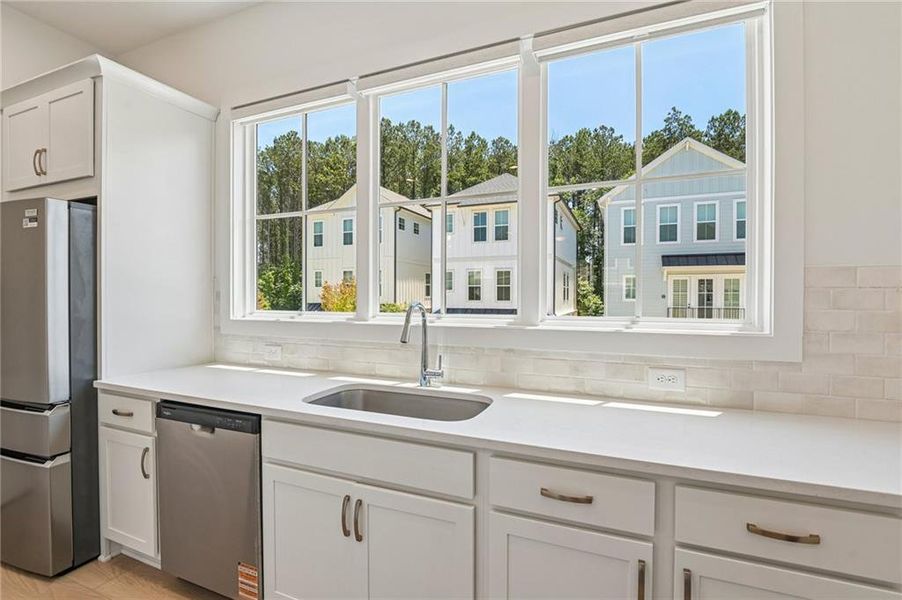 Furnished interior view inside a new home in , Alpharetta (Image 13).