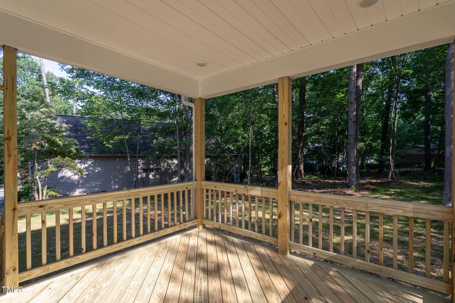 coleman-6069-jones-8 coleman-6069-jones-8