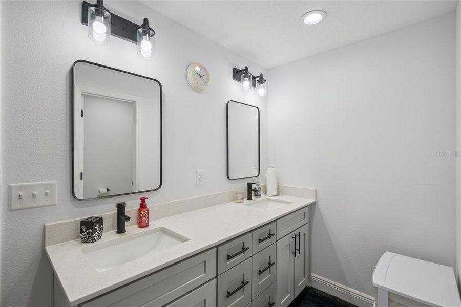 Furnished interior view inside a new home in , Deland (Image 10).