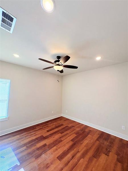 Spacious, unfurnished interior of a new home in , Valley View (Image 12).