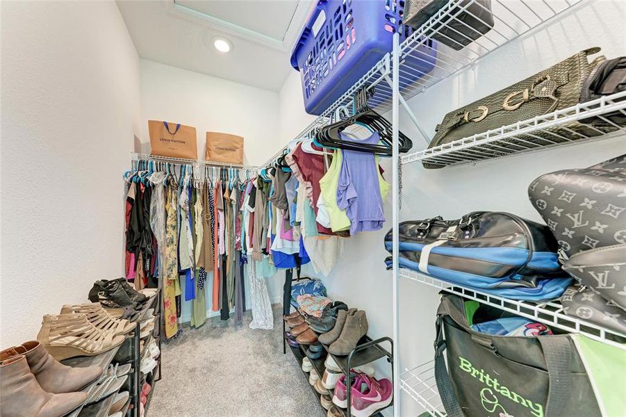 Image 40 of a home in .