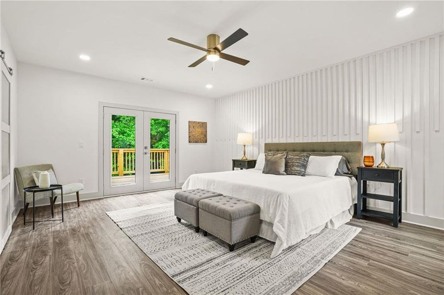 Furnished interior view inside a new home in , Atlanta (Image 15).