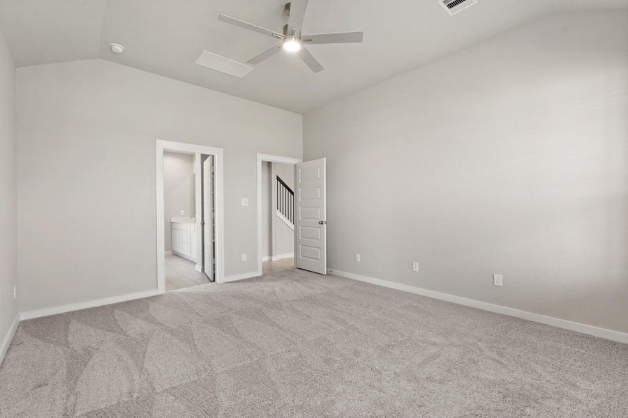 Spacious, unfurnished interior of a new home in Briarwood Crossing, Rosenberg (Image 22). Spacious, unfurnished interior of a new home in Briarwood Crossing, Rosenberg (Image 22).