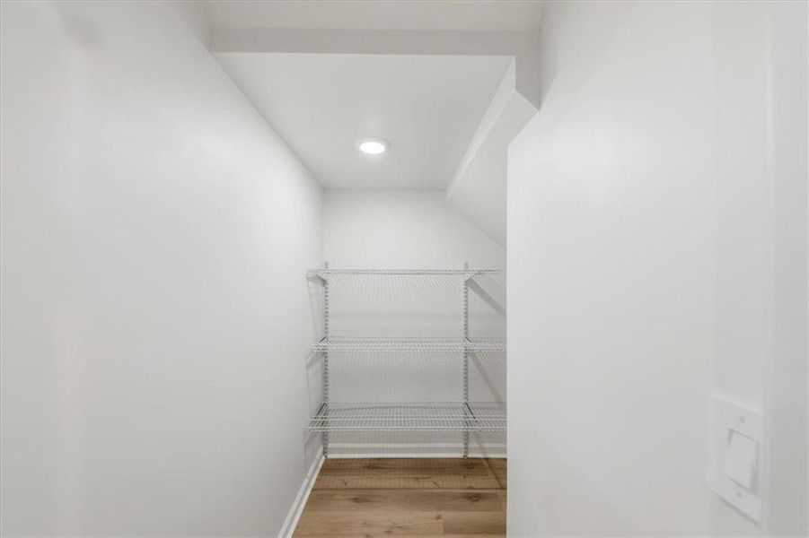 Spacious, unfurnished interior of a new home in , Whitesburg (Image 18).