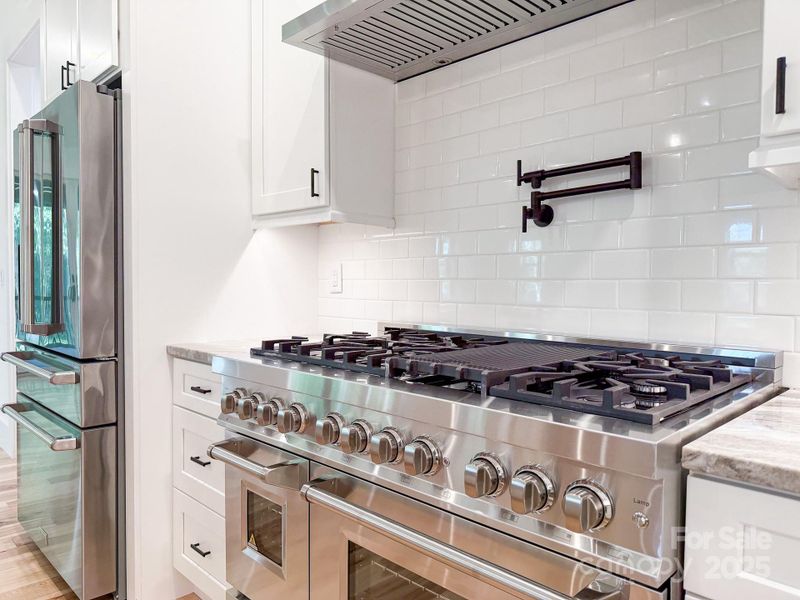 Image 38 of a home in .