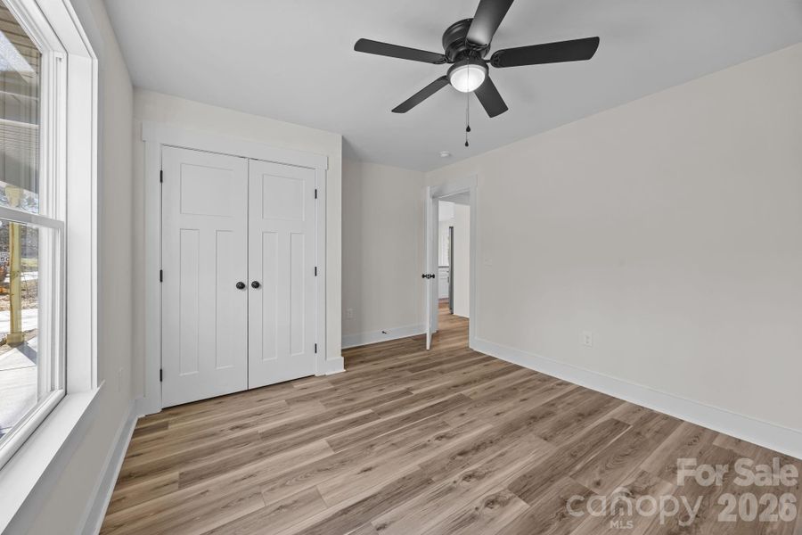 Spacious, unfurnished interior of a new home in , Salisbury (Image 27).