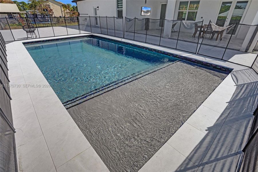 Exterior details and patio area of a home in , Loxahatchee (Image 48).