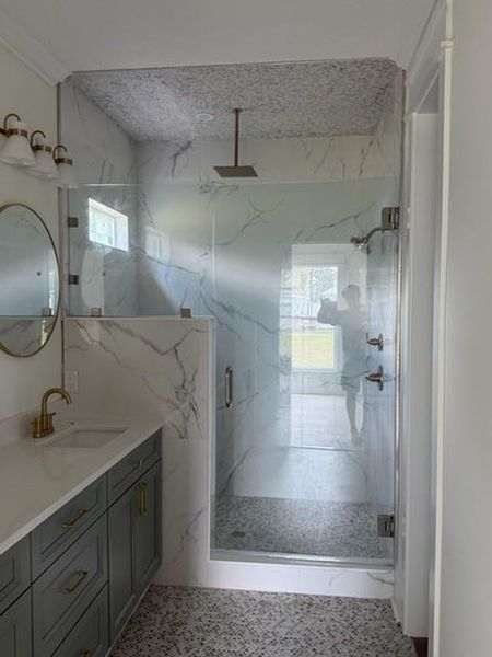 Furnished interior view inside a new home in , Jesup (Image 8).