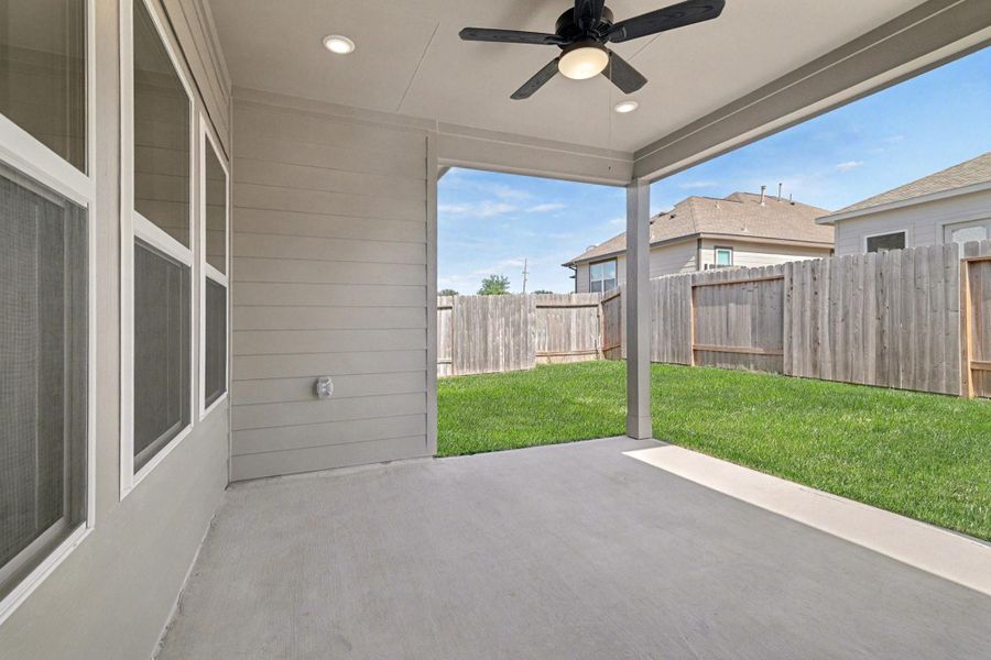 Exterior details and patio area of a home in Clear View Estates, Willis (Image 18).