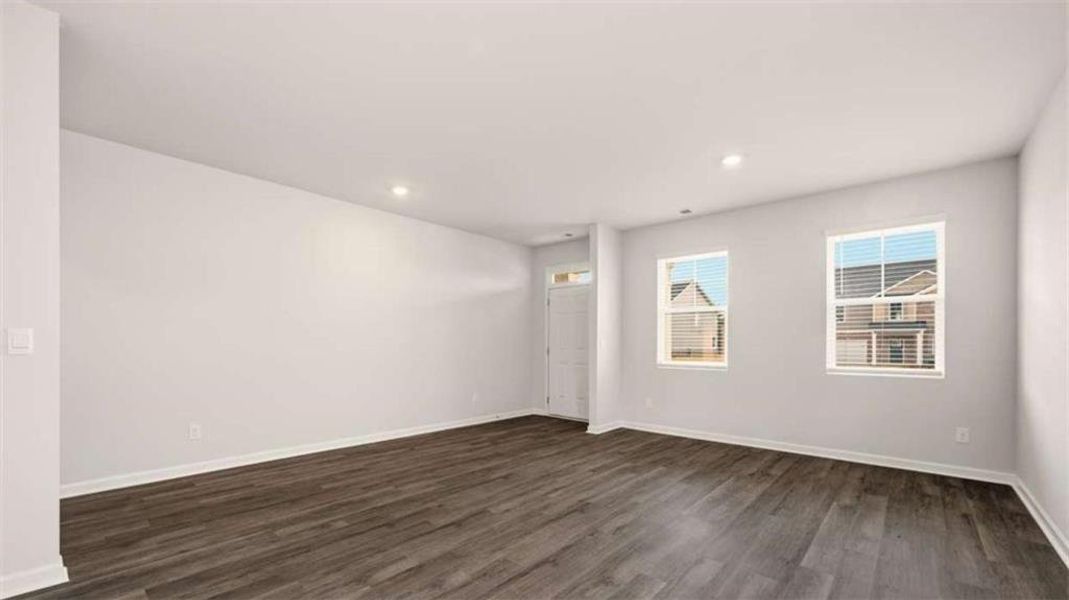 Spacious, unfurnished interior of a new home in Bridle Creek, Locust Grove (Image 20).