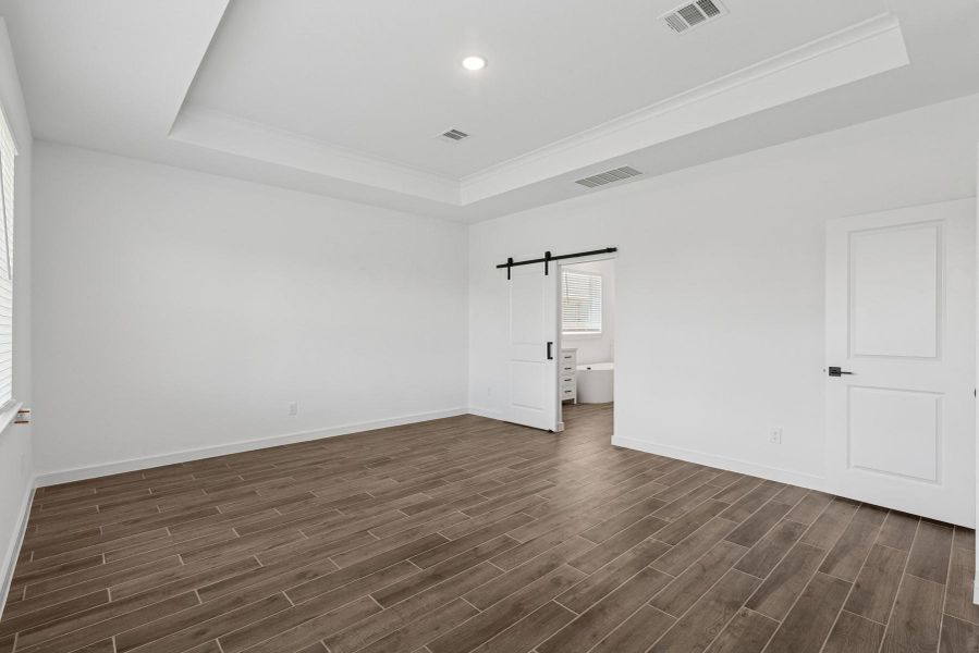 Secluded primary suite Secluded primary suite