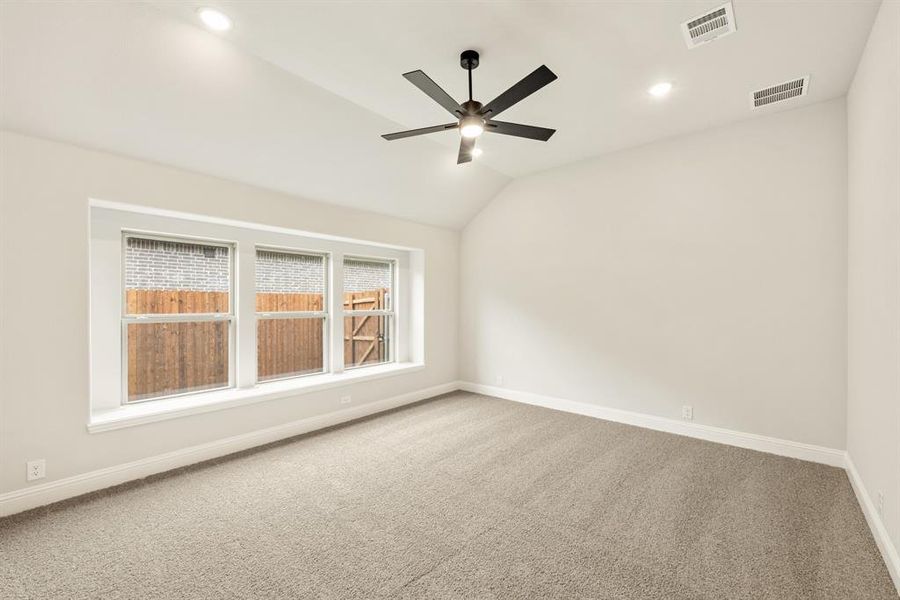 Spacious, unfurnished interior of a new home in Arcadia Trails Classic 60, Balch Springs (Image 32).