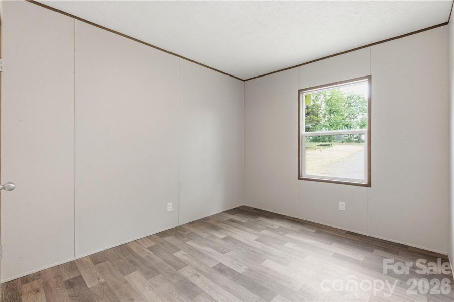 Spacious, unfurnished interior of a new home in , Lincolnton (Image 31).