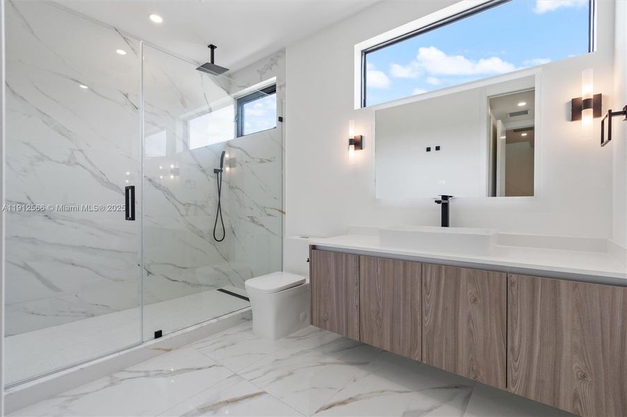 Furnished interior view inside a new home in , Fort Lauderdale (Image 5).