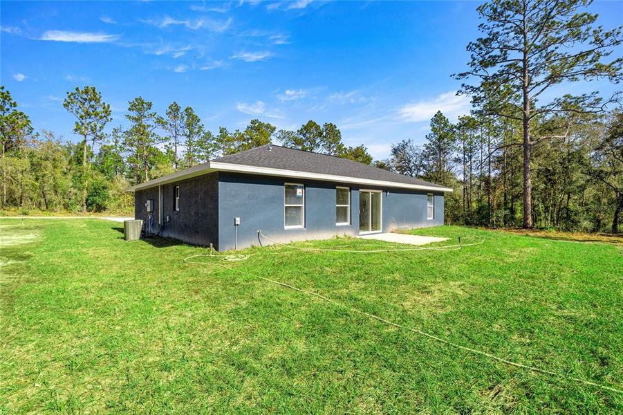 Exterior details and patio area of a home in , Dunnellon (Image 21). Exterior details and patio area of a home in , Dunnellon (Image 21).