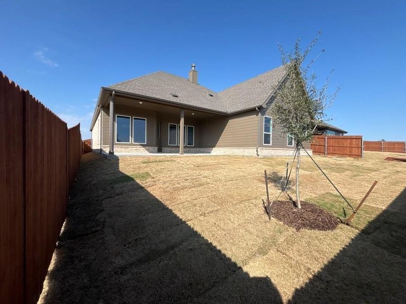 Exterior details and patio area of a home in Waterford Park, Weatherford (Image 4). Exterior details and patio area of a home in Waterford Park, Weatherford (Image 4).