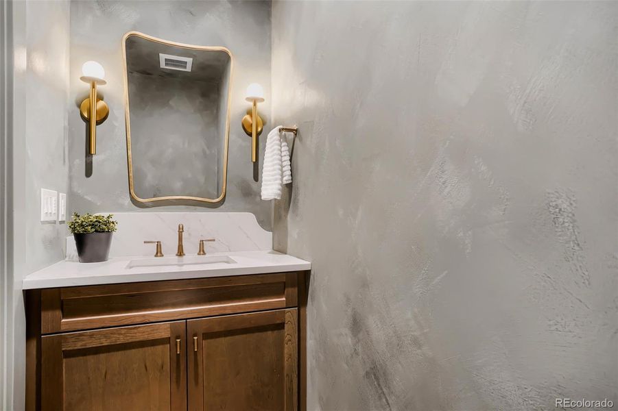 Image 19 of a home in .