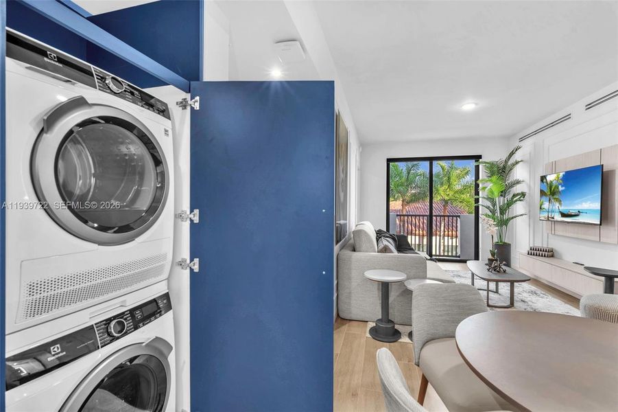 Furnished interior view inside a new home in , Coral Gables (Image 21).
