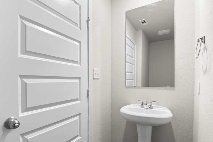 Furnished interior view inside a new home in Harvest Ridge, Elgin (Image 10).