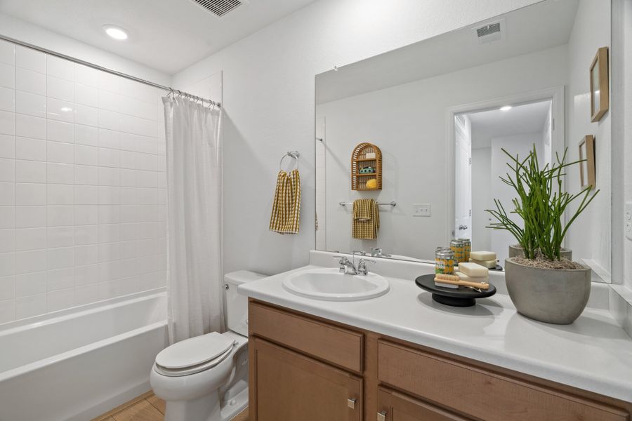 Image 21 representing the 2002 by Risewell Homes in Harvest Crossing, Aurora, CO.