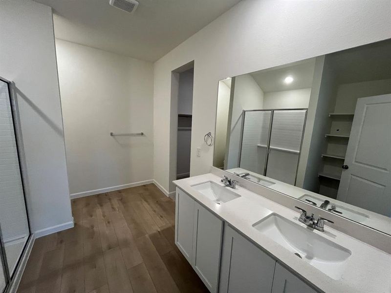 Representative (6) Representative (6)