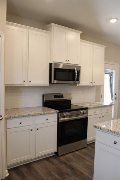 Furnished interior view inside a new home in , Dallas (Image 14). Furnished interior view inside a new home in , Dallas (Image 14).