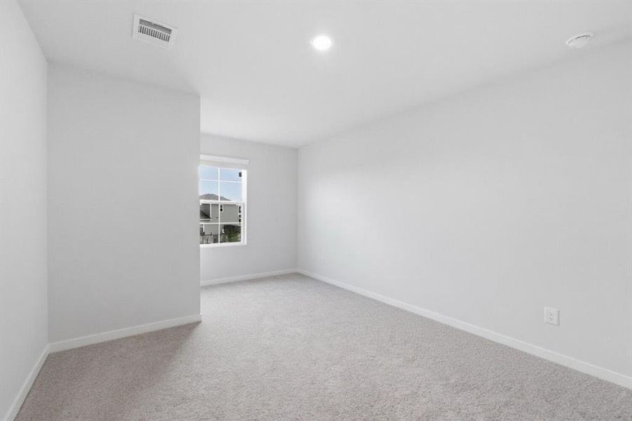 Spacious, unfurnished interior of a new home in Paloma at Sanford Farms, Waller (Image 23). Spacious, unfurnished interior of a new home in Paloma at Sanford Farms, Waller (Image 23).