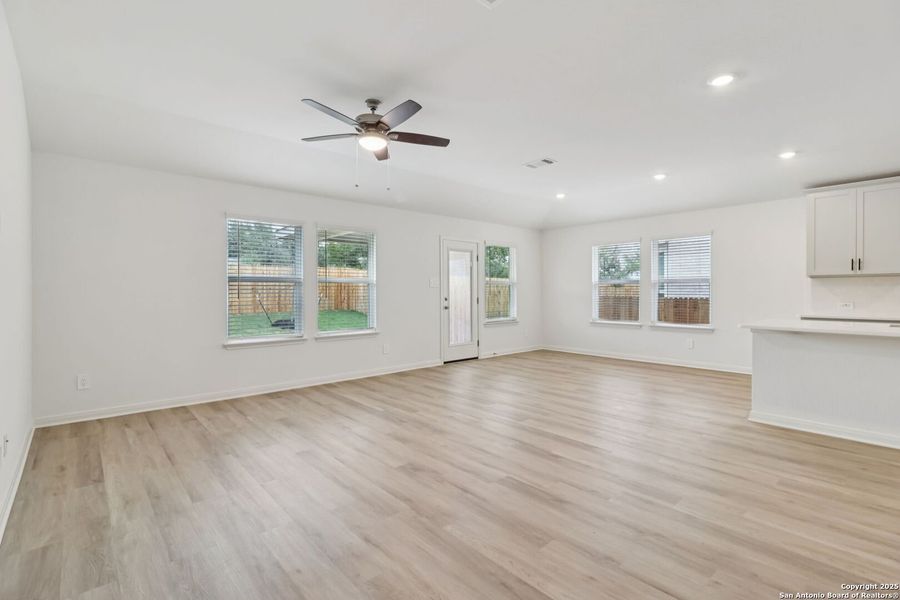 Spacious, unfurnished interior of a new home in , San Antonio (Image 20). Spacious, unfurnished interior of a new home in , San Antonio (Image 20).