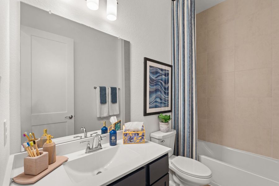 Furnished interior view inside a new home in Mulberry Farms, Santa Fe (Image 23). Furnished interior view inside a new home in Mulberry Farms, Santa Fe (Image 23).