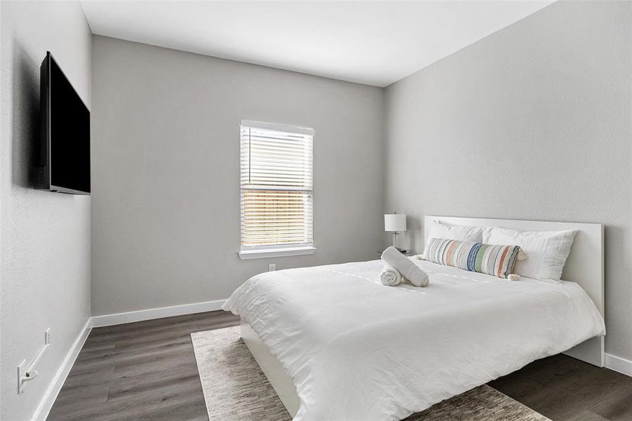 Furnished interior view inside a new home in , Dallas (Image 15).