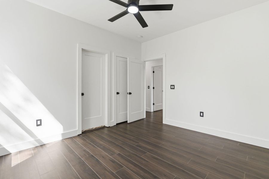 Spacious, unfurnished interior of a new home in , Pawleys Island (Image 21). Spacious, unfurnished interior of a new home in , Pawleys Island (Image 21).