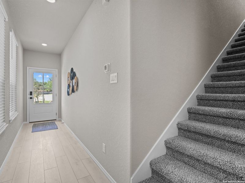 Spacious, unfurnished interior of a new home in Cedar Heights, San Antonio (Image 23). Spacious, unfurnished interior of a new home in Cedar Heights, San Antonio (Image 23).