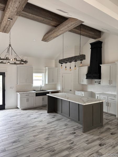 Furnished interior view inside a new home in , Kerrville (Image 6).