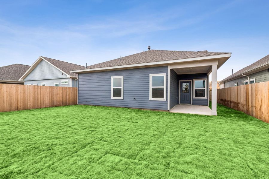 The Kettering II- Rear Covered Patio and Yard