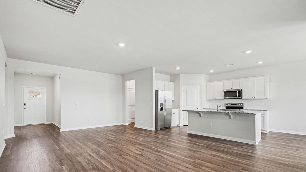 Spacious, unfurnished interior of a new home in Preserve at Cypress Commons, Conway (Image 5).