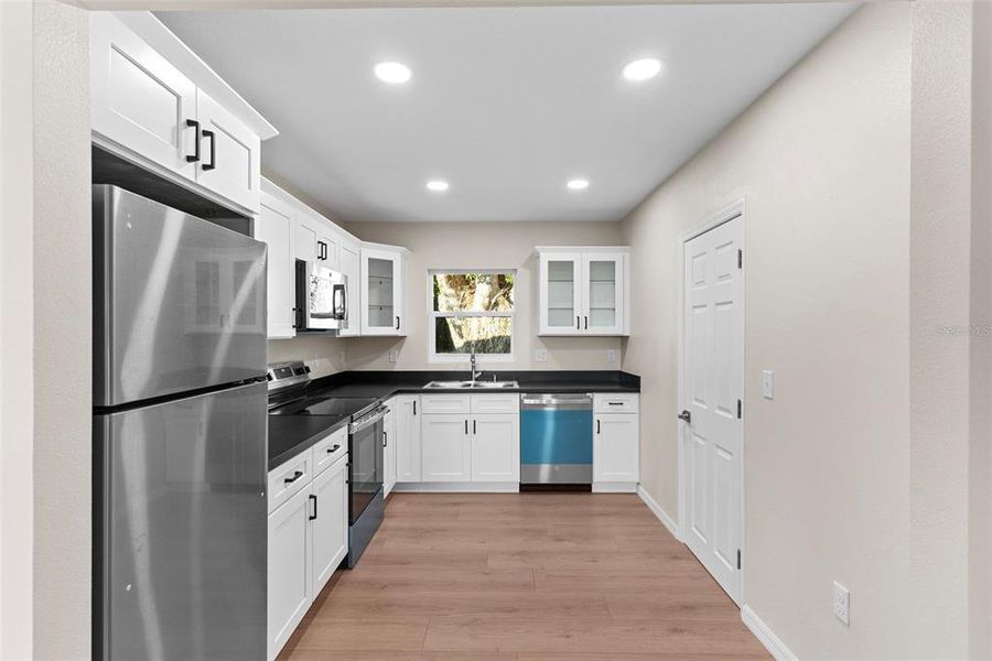 Furnished interior view inside a new home in , Auburndale (Image 8).