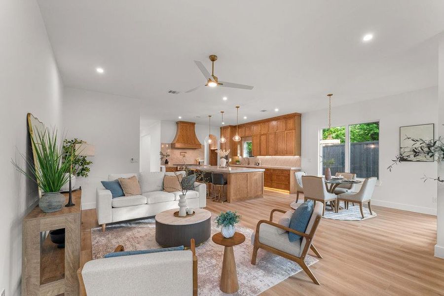 Furnished interior view inside a new home in , Farmers Branch (Image 28).