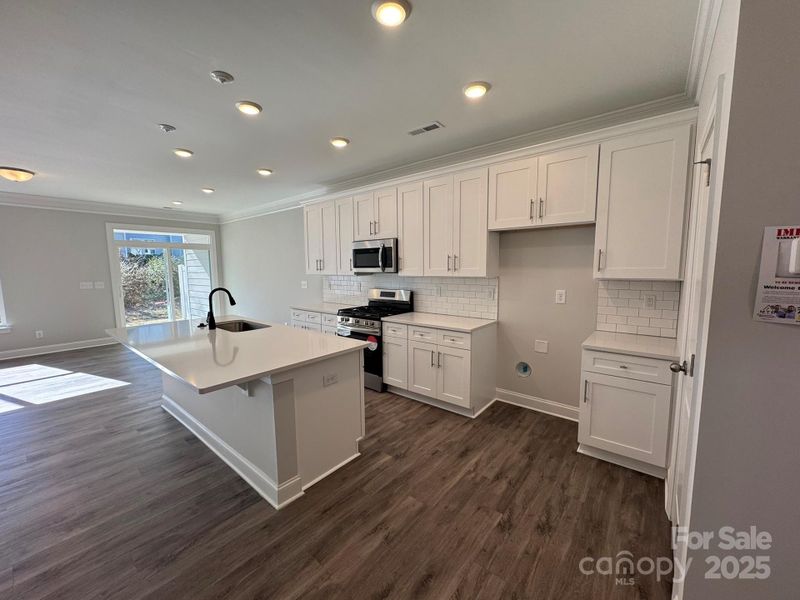 Spacious Open Kitchen