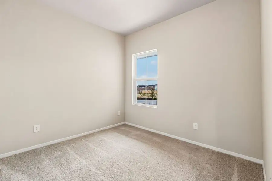 Spacious, unfurnished interior of a new home in Edgebrooke, Pflugerville (Image 20).