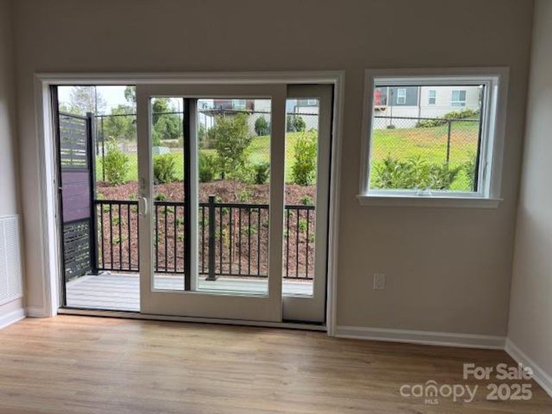 Spacious, unfurnished interior of a new home in , Asheville (Image 23).