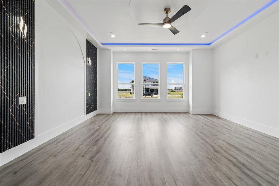 Spacious, unfurnished interior of a new home in , Irving (Image 31).