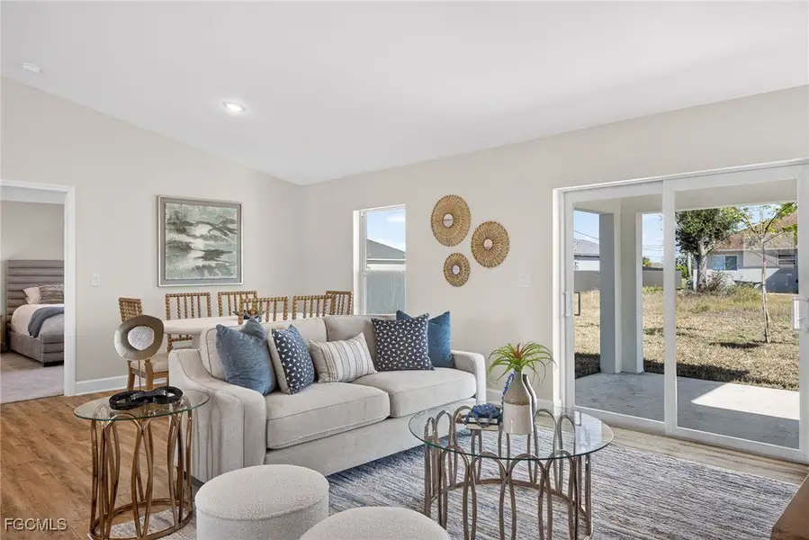Furnished interior view inside a new home in Cape Coral, Cape Coral (Image 8).