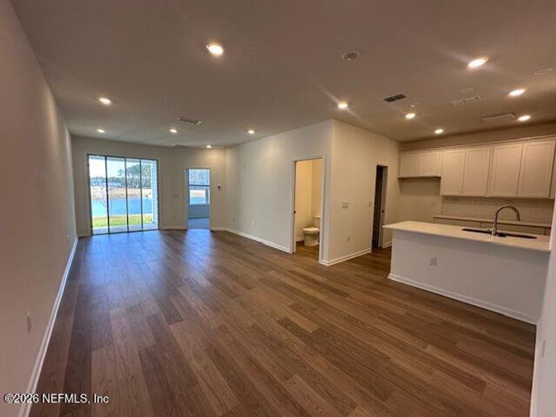 Spacious, unfurnished interior of a new home in , St. Augustine (Image 5).