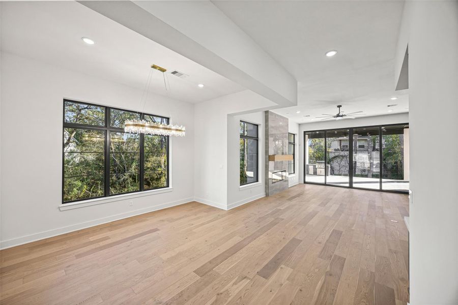 Spacious, unfurnished interior of a new home in , Houston (Image 26).