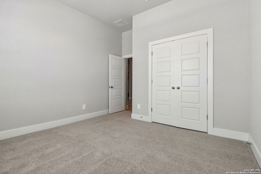 Spacious, unfurnished interior of a new home in Sagebrooke - Classic Series, San Antonio (Image 28).