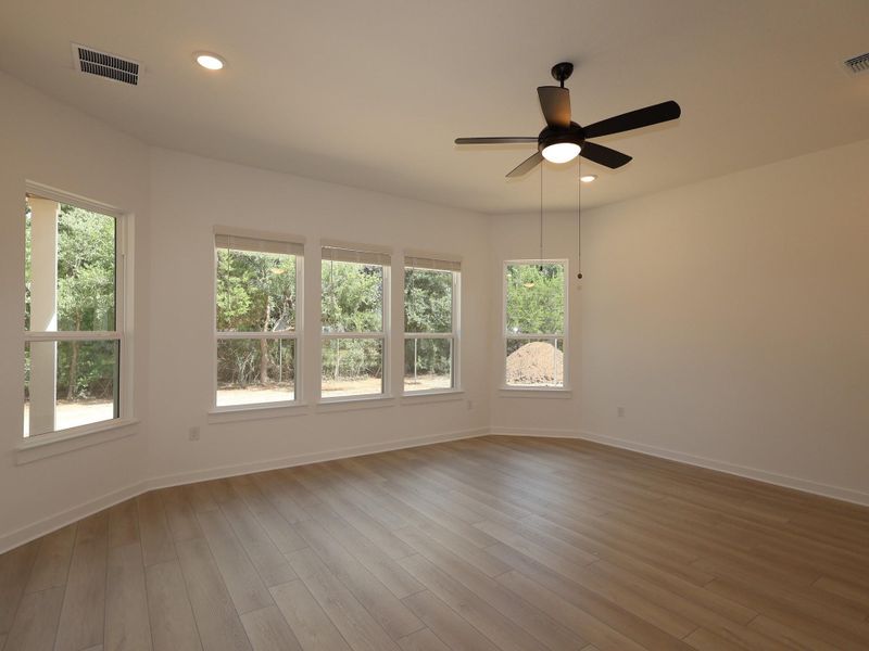 Spacious, unfurnished interior of a new home in Barksdale, Leander (Image 13). Spacious, unfurnished interior of a new home in Barksdale, Leander (Image 13).