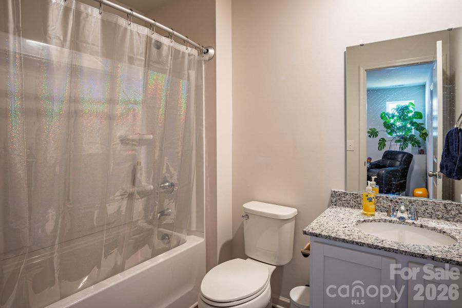 Furnished interior view inside a new home in Trivium, Newton (Image 17).